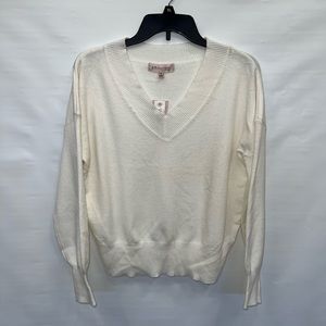 Philosophy Sweater Women’s Medium White Soft Viscose Blend Long Sleeve NWT